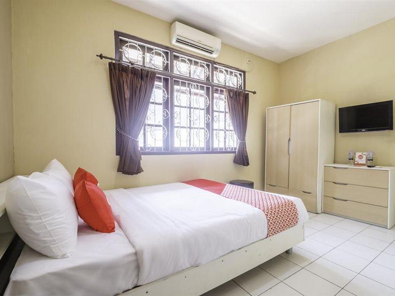 Super Oyo 1568 Stasiun Ka Cirebon Guest House Eksteriør bilde