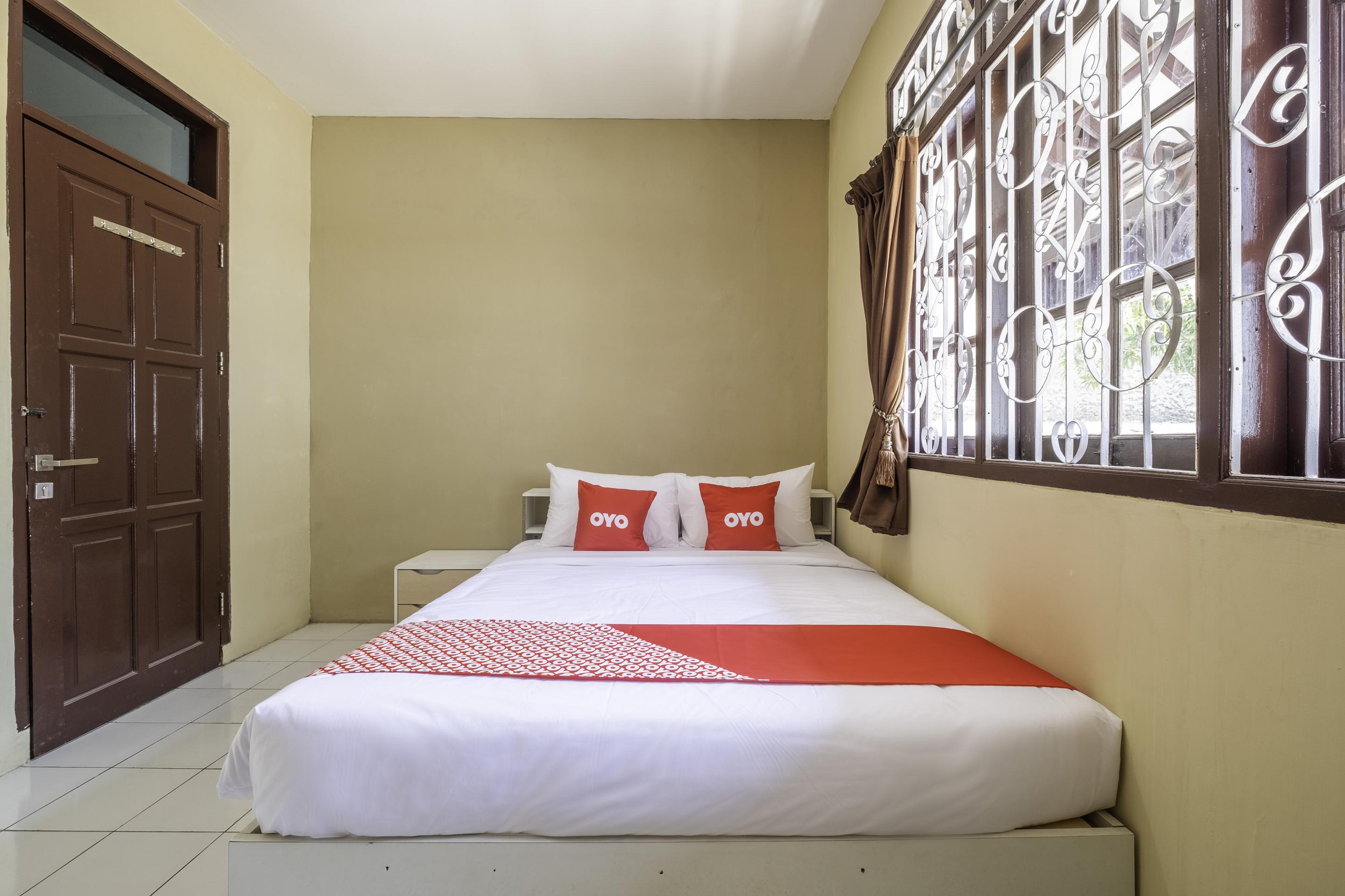 Super Oyo 1568 Stasiun Ka Cirebon Guest House Eksteriør bilde