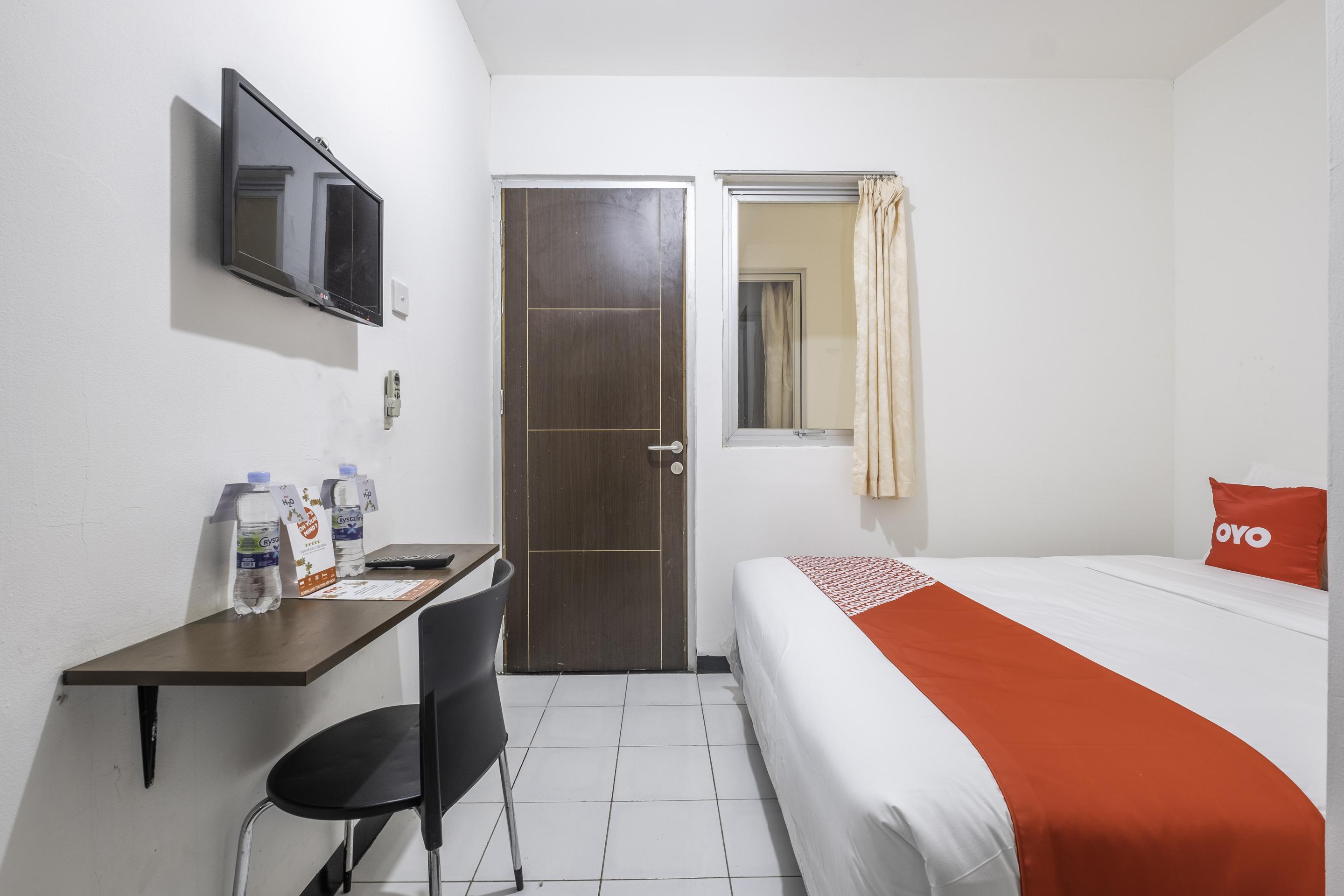 Super Oyo 1568 Stasiun Ka Cirebon Guest House Eksteriør bilde